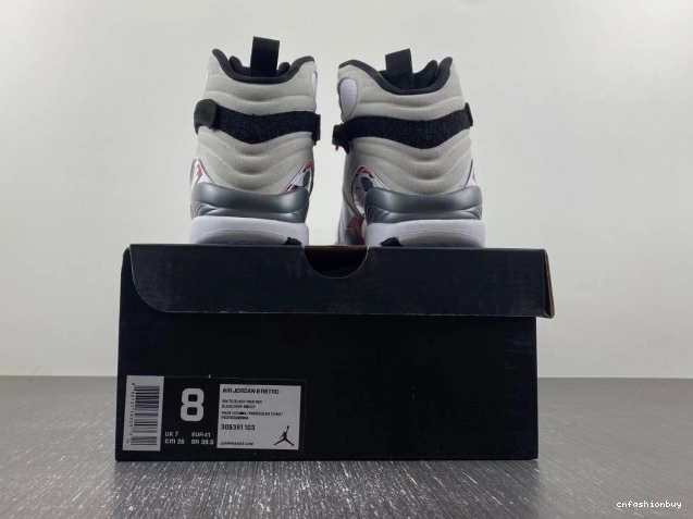 Retro (2013) Air 305381-103 8 Jordan Bugs Bunny 0921
